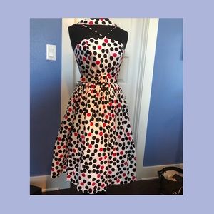 Tatyana Vintage Repro Neckline Dress